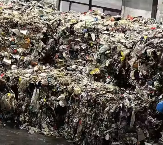 弓叶科技在海外混合生活垃圾分拣中心